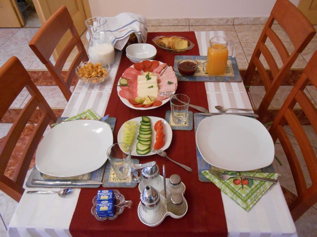 Aranyeso Vendeghaz Csorbai Pensjonat 2*